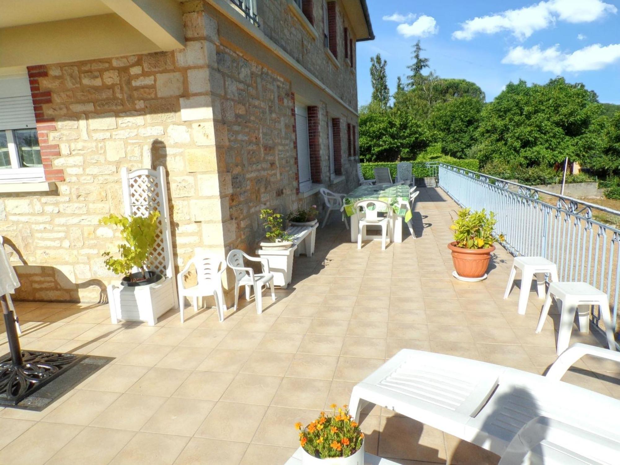 Appartement Charmant A Toulonjac Avec Jardin Et Terrasse 110 M² Exterior photo