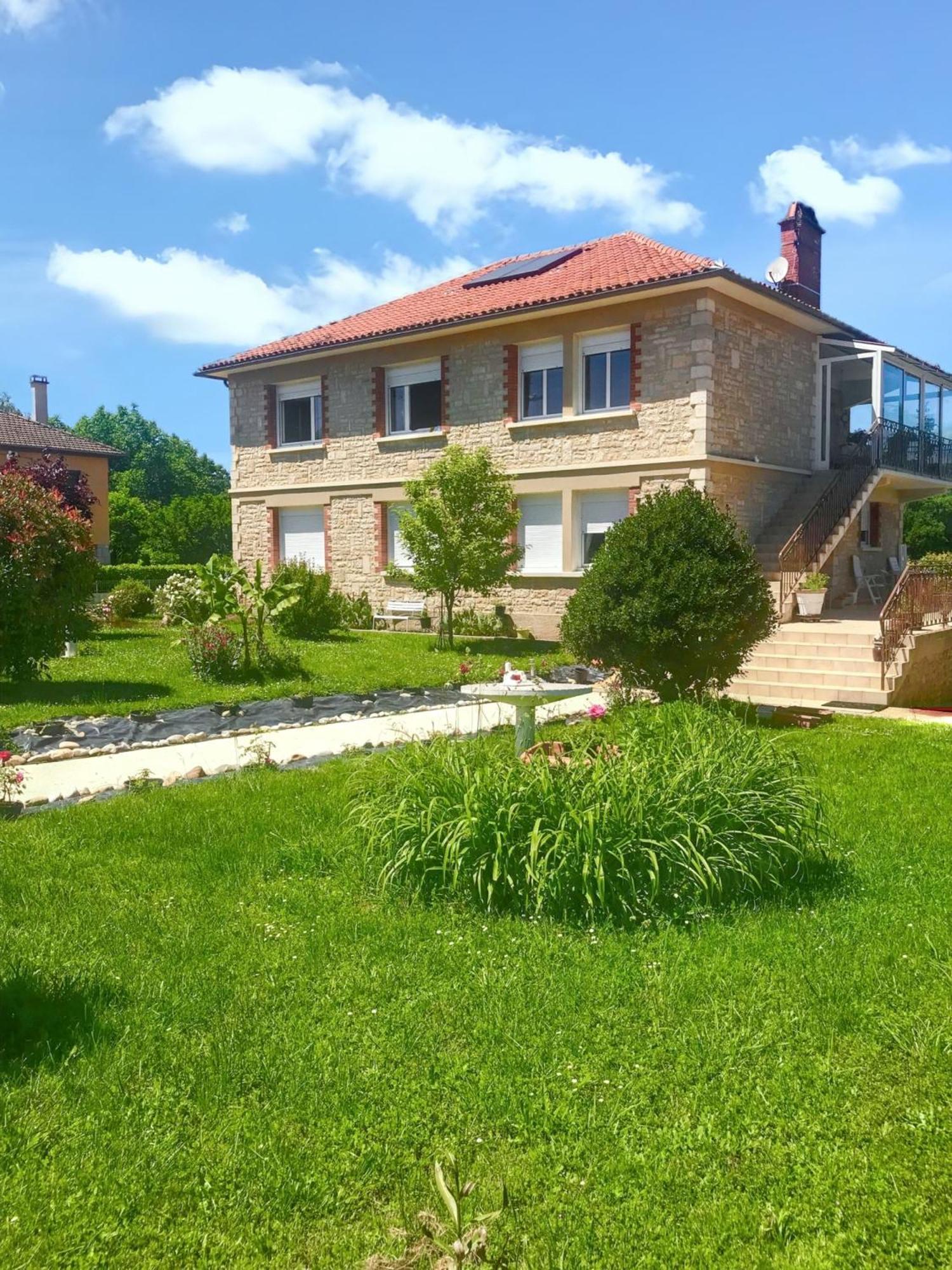 Appartement Charmant A Toulonjac Avec Jardin Et Terrasse 110 M² Exterior photo